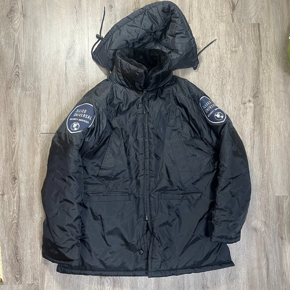 Allied Universal Men's Jacket Coat Faux Fur Quilted Black Small Insulated